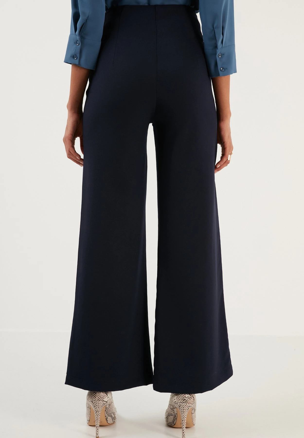 LELA Broek - Dark Blue 3 LELA Broek - Dark Blue - Afbeelding 3