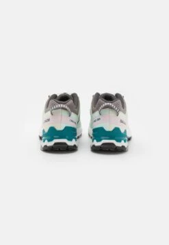 Salomon Xa Pro 3D V9 - Trail Hardloopschoenen - Gull/White/Bleached Aqua 8 Salomon Xa Pro 3D V9 - Trail Hardloopschoenen - Gull/White/Bleached Aqua -Anna Field 046048d7ef20433d8db9c2f72496590c