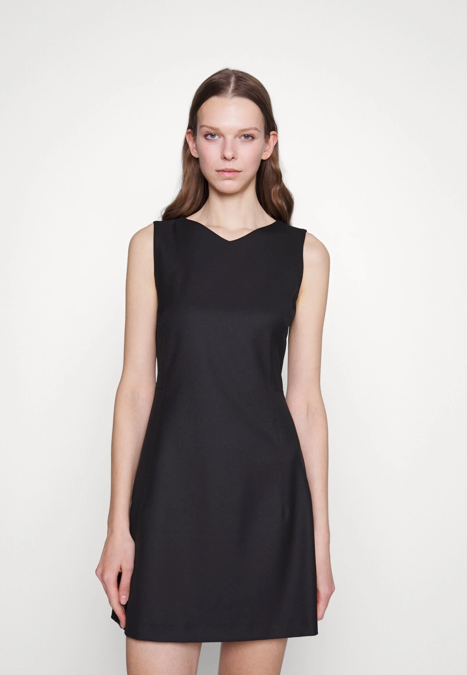 MAX & Co. Newyork - Etui-Jurk - Black 1 MAX & Co. Newyork - Etui-Jurk - Black