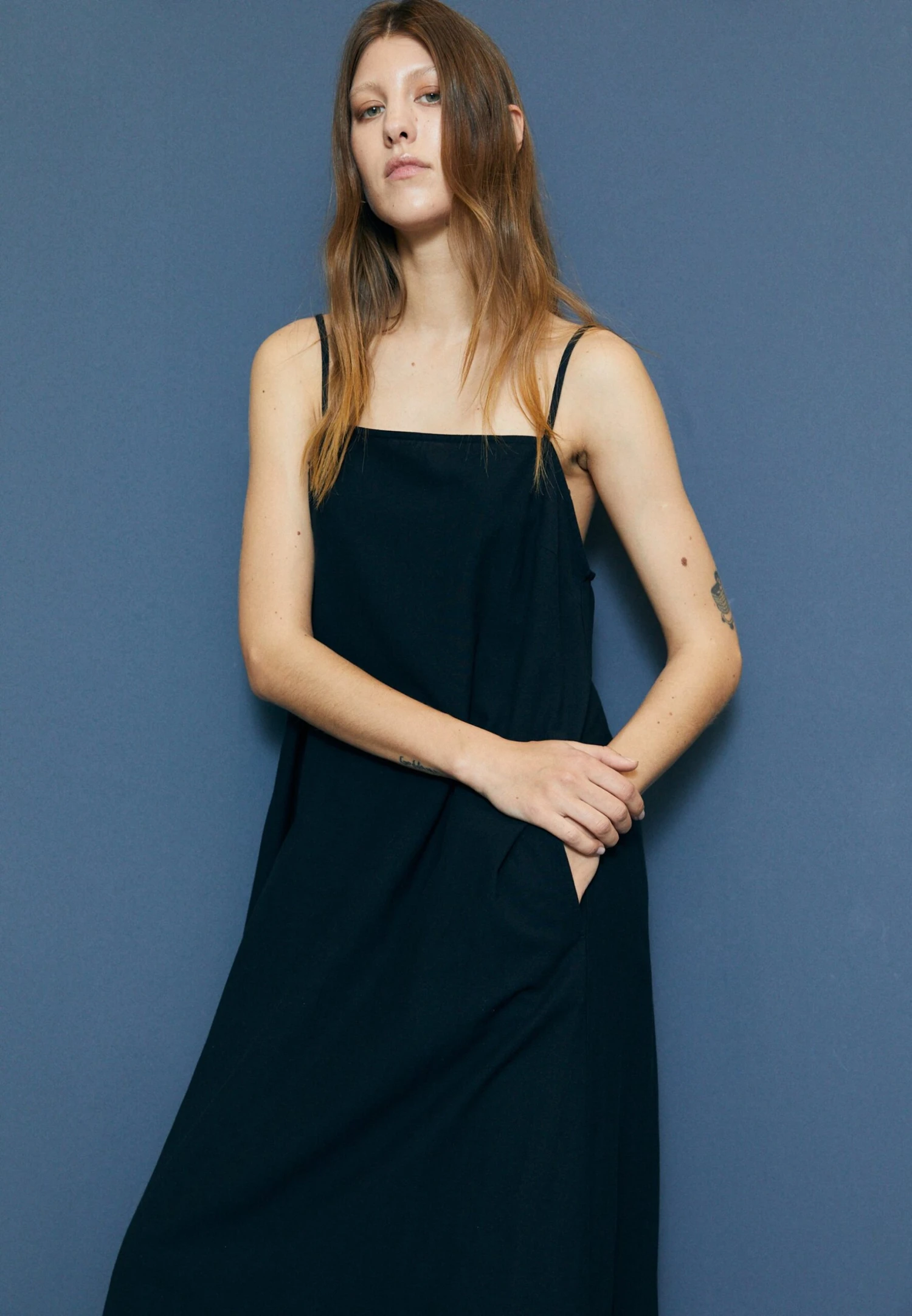 Minimum Vikilino - Maxi-Jurk - Black 3 Minimum Vikilino - Maxi-Jurk - Black - Afbeelding 3