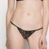 AGENT PROVOCATEUR Alyss Trixie- String - Black