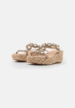 Alma En Pena Sandalen Met Sleehak - Beige 8 Alma En Pena Sandalen Met Sleehak - Beige -Anna Field 18e6400368264c168d0a8dddaff3793e