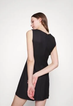 MAX & Co. Newyork - Etui-Jurk - Black 9 MAX & Co. Newyork - Etui-Jurk - Black -Anna Field 4f27e13970374fd5a70ab1174c7c3422