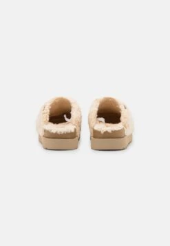Ugg Fuzz Sugar - Pantoffels - Natural 9 Ugg Fuzz Sugar - Pantoffels - Natural -Anna Field 615ec063c8304127b2f5a536055df7ae