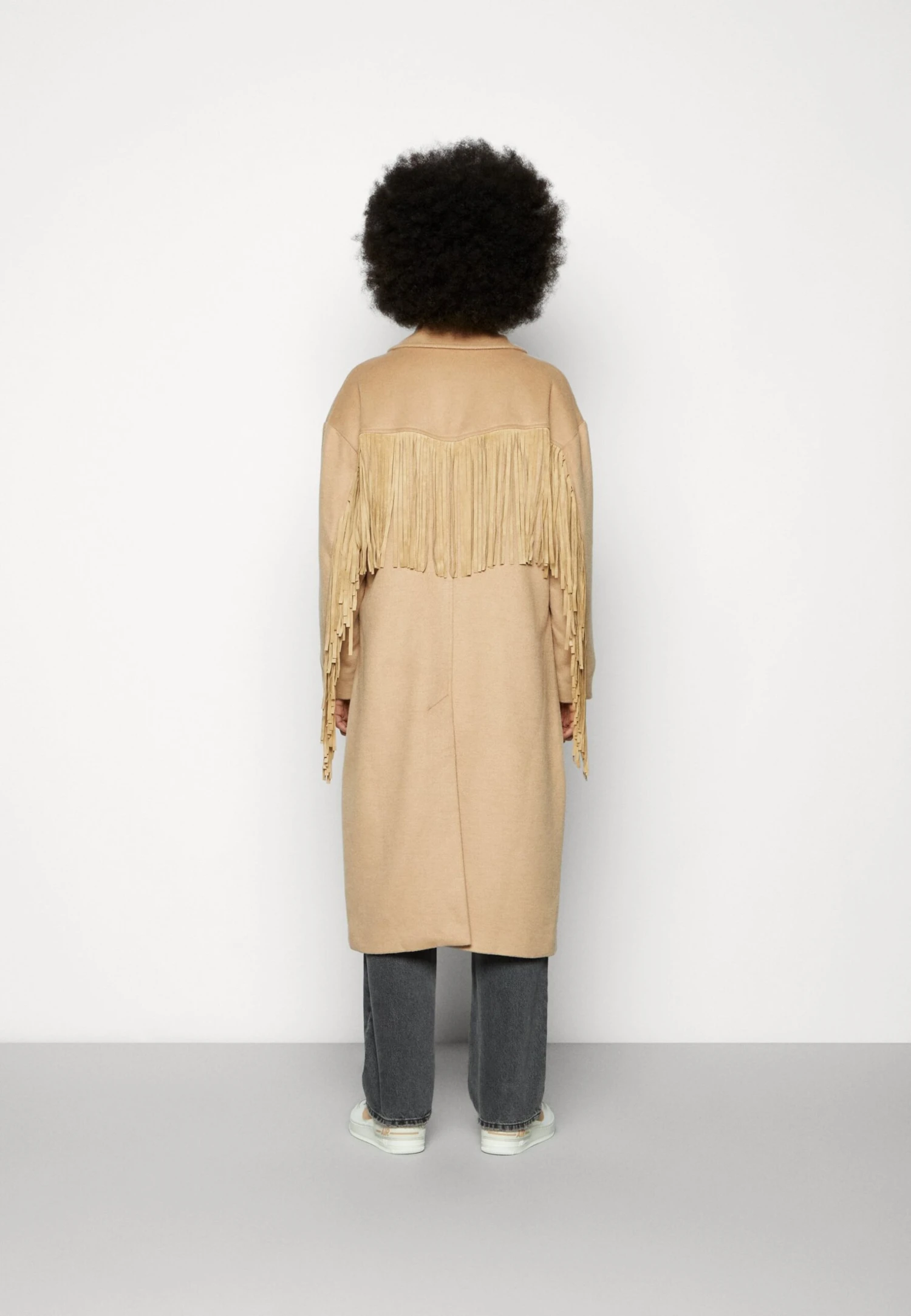 COLOURFUL REBEL Koko Fringe Coat - Mantel - Camel 3 COLOURFUL REBEL Koko Fringe Coat - Mantel - Camel - Afbeelding 3