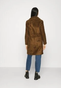 ONLY Onlclaire Coat - Mantel - Toasted Coconut 8 ONLY Onlclaire Coat - Mantel - Toasted Coconut -Anna Field 7458551cf66844d4aa104b1ac3073670