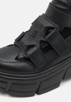 Steve Madden Trimmers - Sneakers Hoog - Black -Anna Field 7eaed5cff0ea43438c0e4484cc41dbf7