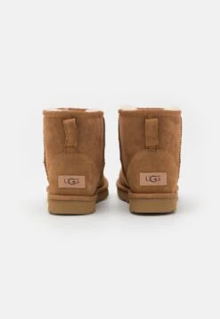 Ugg Classic Mini Regenerate - Korte Laarzen - Chestnut -Anna Field 8ebd3d97448e44159db529e77f739420
