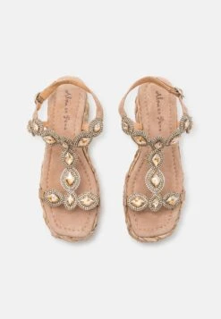 Alma En Pena Sandalen Met Sleehak - Beige 11 Alma En Pena Sandalen Met Sleehak - Beige -Anna Field 95ad3eb72c8b4812b064e413e60bd6f5