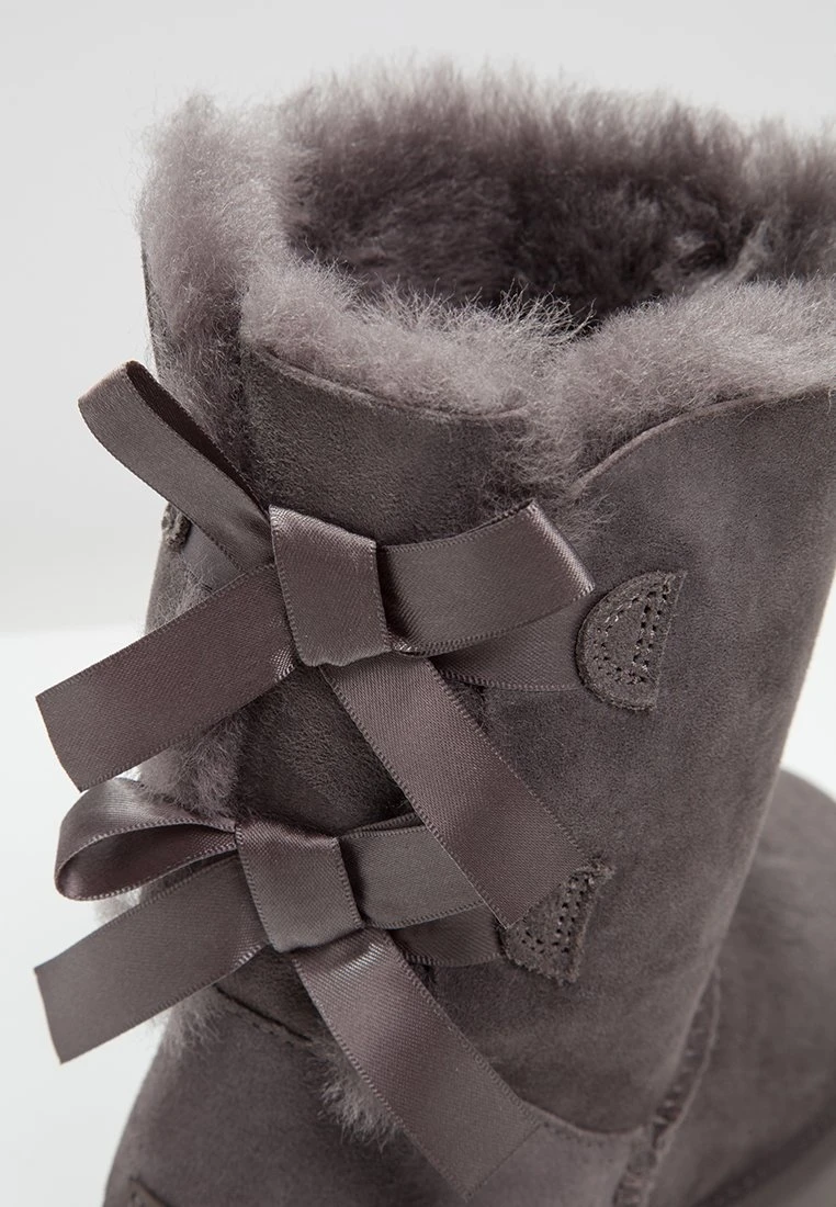 Ugg Bailey Bow - Korte Laarzen - Grey 7 Ugg Bailey Bow - Korte Laarzen - Grey - Afbeelding 7
