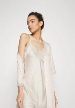 Anna Field Bridal Nightie / 003 - Off-White - Nachtjapon - 003 - Off-White -Anna Field b0d5595a3a9e44e28968fba66029159e