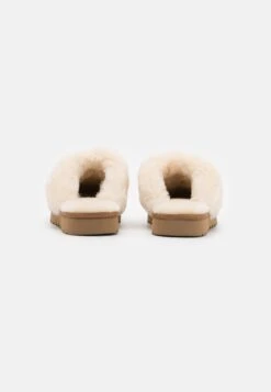 Ugg Cozy - Pantoffels - Cream 9 Ugg Cozy - Pantoffels - Cream -Anna Field b5571a74f6324f21a1659713442b57c9