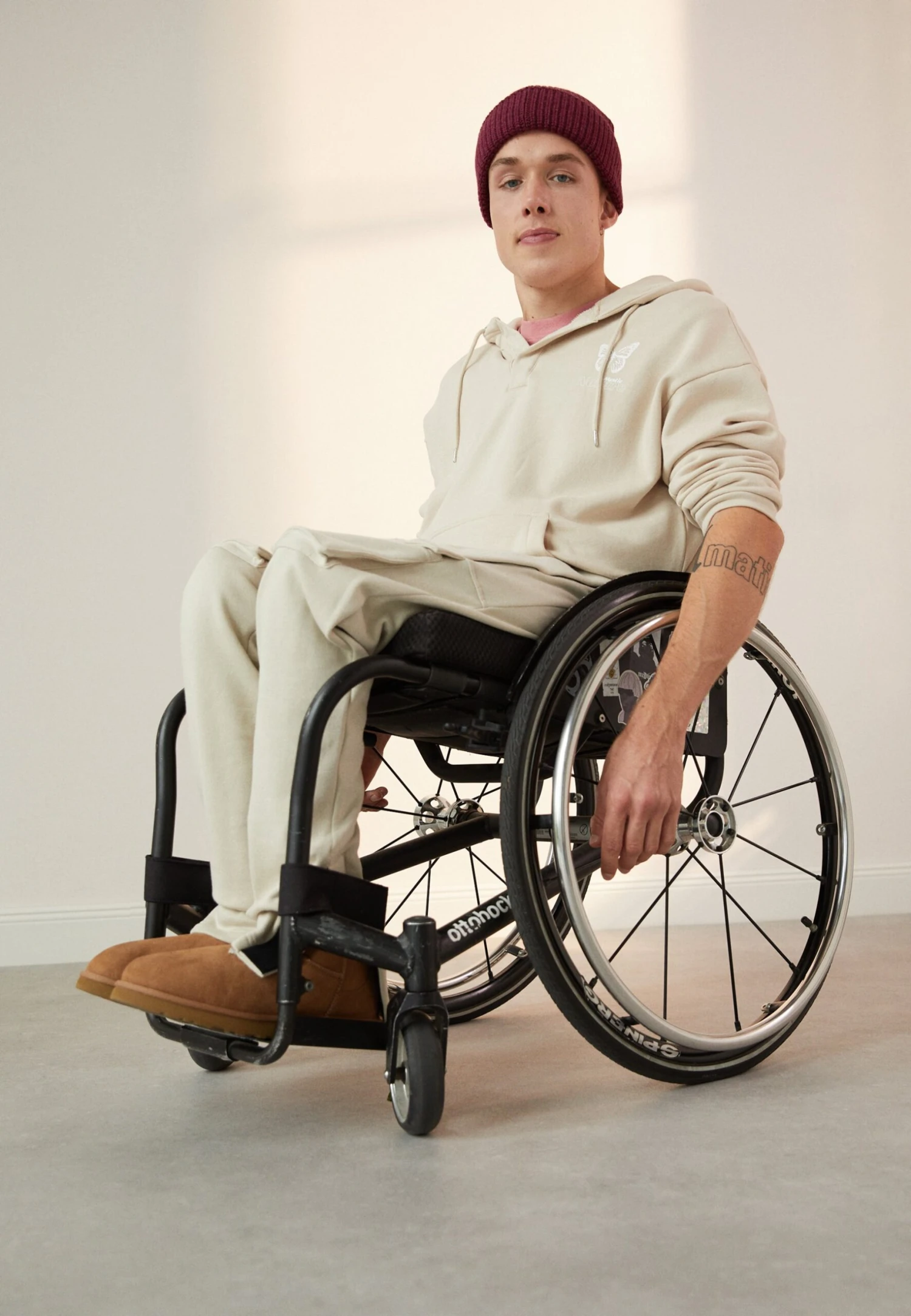 YOURTURN Unisex - Sweater - Beige 2 YOURTURN Unisex - Sweater - Beige - Afbeelding 2