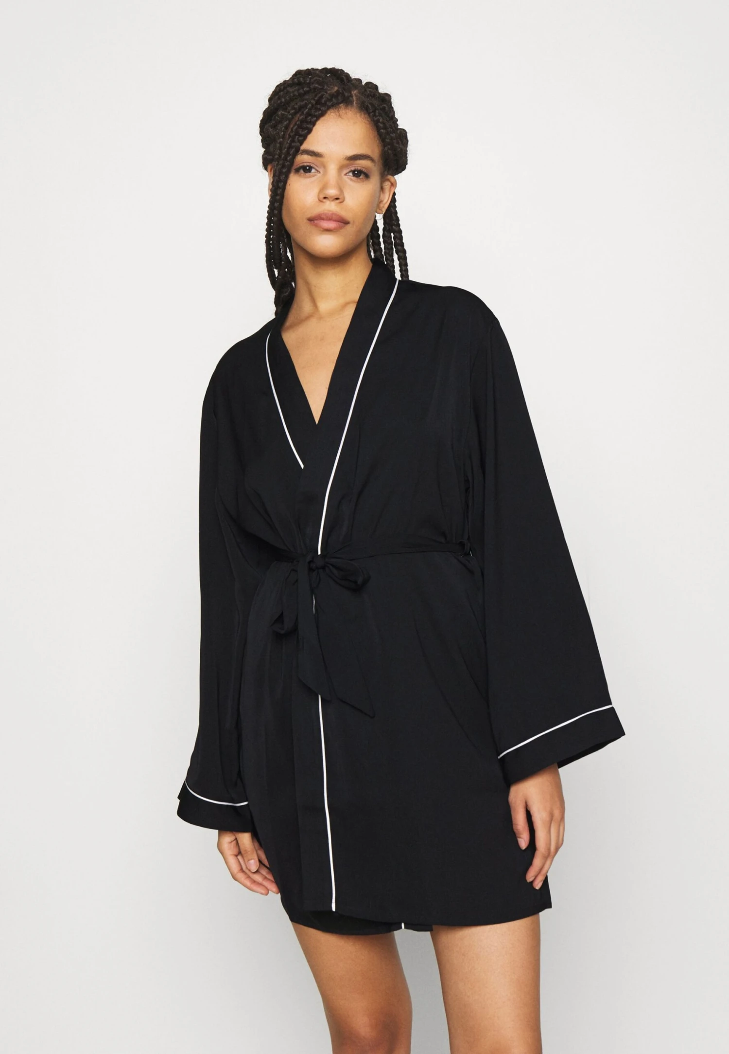 Anna Field Amanda Satin Dressing Gown - Badjas - Black 1 Anna Field Amanda Satin Dressing Gown - Badjas - Black