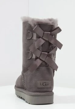 Ugg Bailey Bow - Korte Laarzen - Grey 11 Ugg Bailey Bow - Korte Laarzen - Grey -Anna Field cd24d18222c74140b68784fd42681dc1