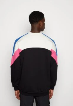 Kaotiko Crew Dru Unisex - Sweater - Ivory/Black/Royal/Fuxia -Anna Field cdaf40a8f5024e3296f2935eef4553ed