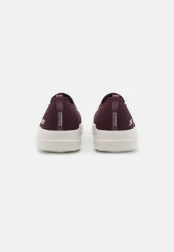 Go Walk Trainers - Sportieve Wandelschoenen - Burgundy 8 Go Walk Trainers - Sportieve Wandelschoenen - Burgundy -Anna Field d17fc97ad06a4e079d5f627015b361df