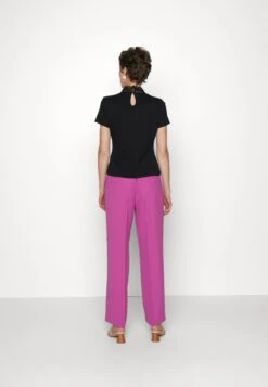 Mos Mosh Leia Pant - Broek - Vivid Viola -Anna Field d3f2deb1551c466b96363d1ef85a414a