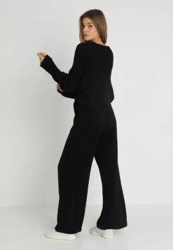 Even&Odd Cropped Jumper - Trui - Black -Anna Field d6afe0db0365435898fd3ca235660222