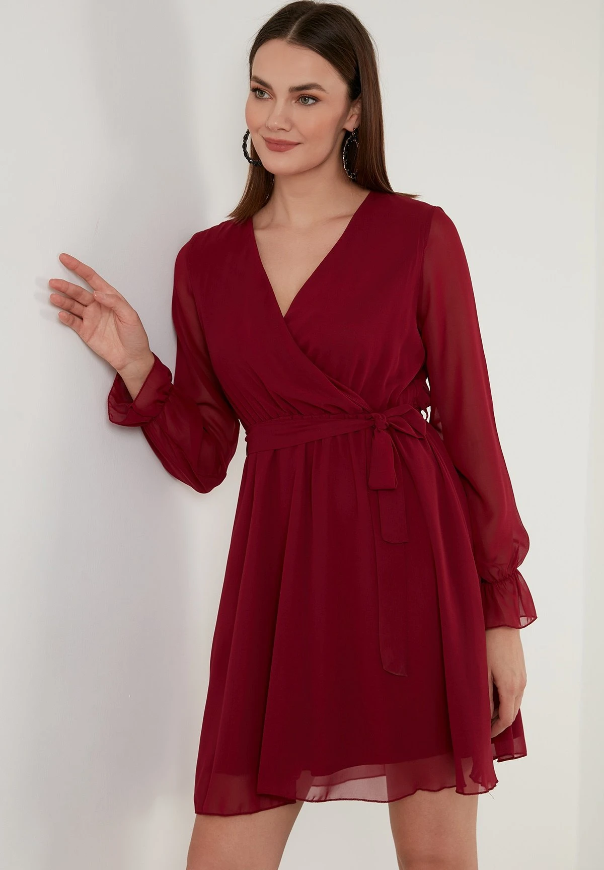 LELA Mini- Jurk - Bordeaux 1 LELA Mini- Jurk - Bordeaux